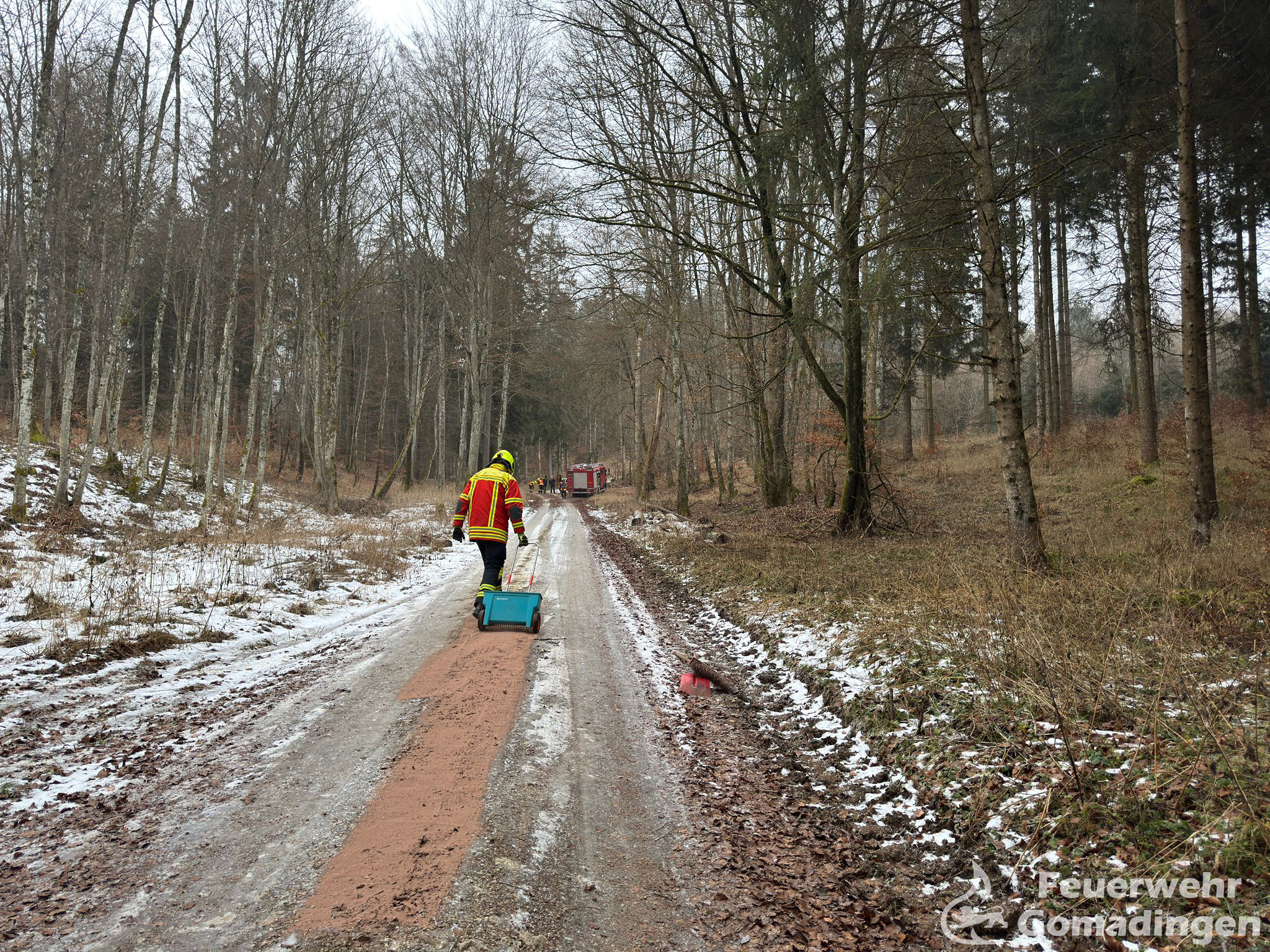 Du betrachtest gerade U1 | Umwelteinsatz / Ölspur