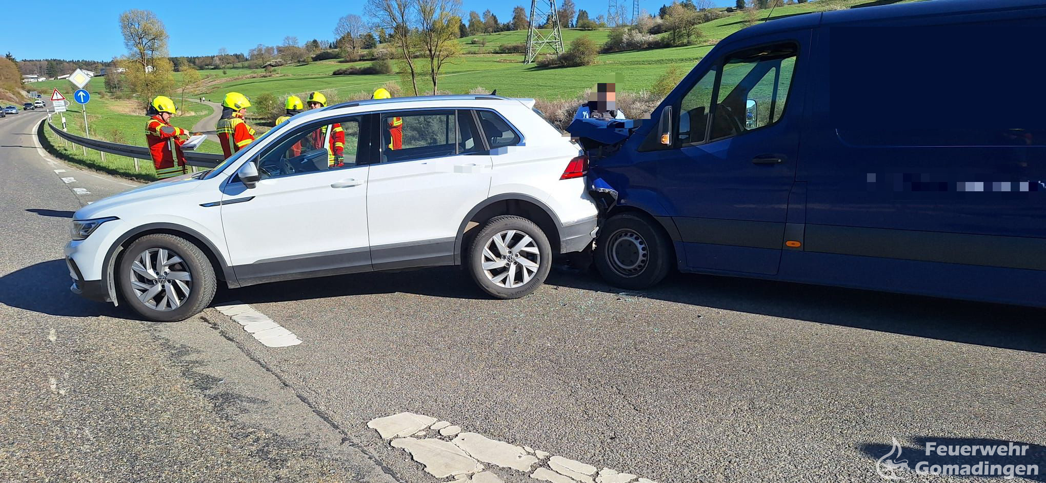 Du betrachtest gerade H2 | Person in Not, VU schwer eCall ohne Sprechverbindung